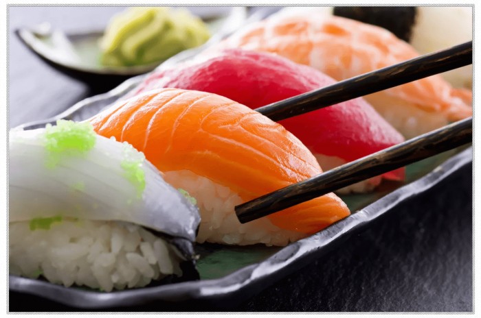 Традиционные японские блюда - суши